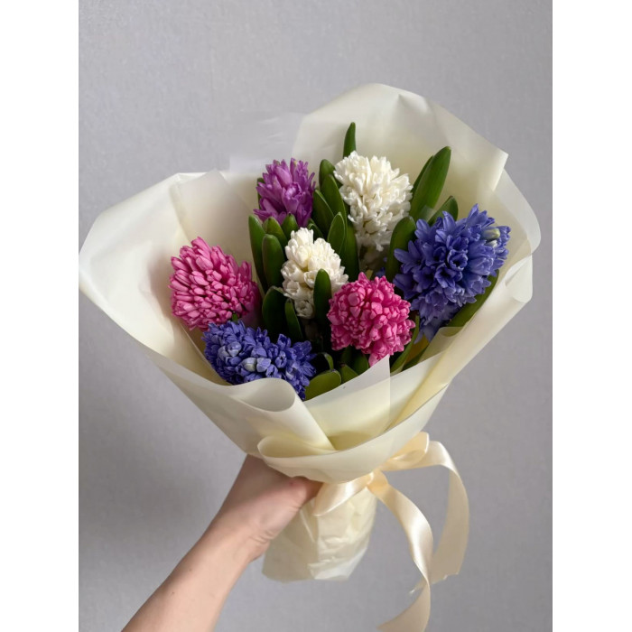 Гиацинты в Сарани