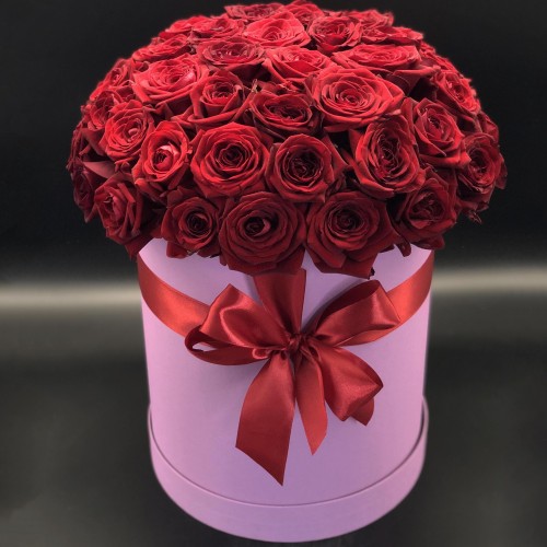 Купить на заказ 51 красная роза в коробке с доставкой в Сарани