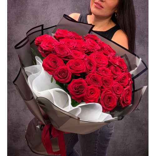 Купить на заказ Букет из 35 красных роз с доставкой в Сарани