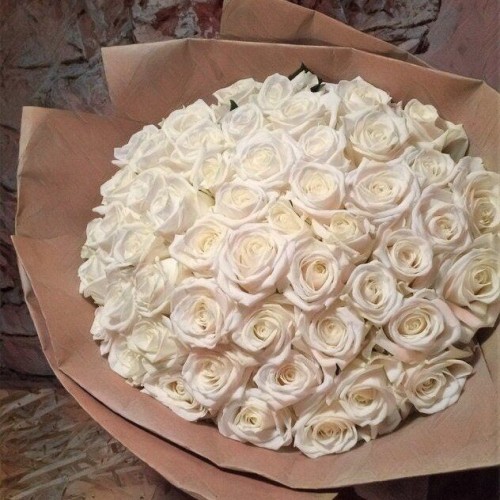 Купить на заказ Букет из 101 белой розы с доставкой в Сарани